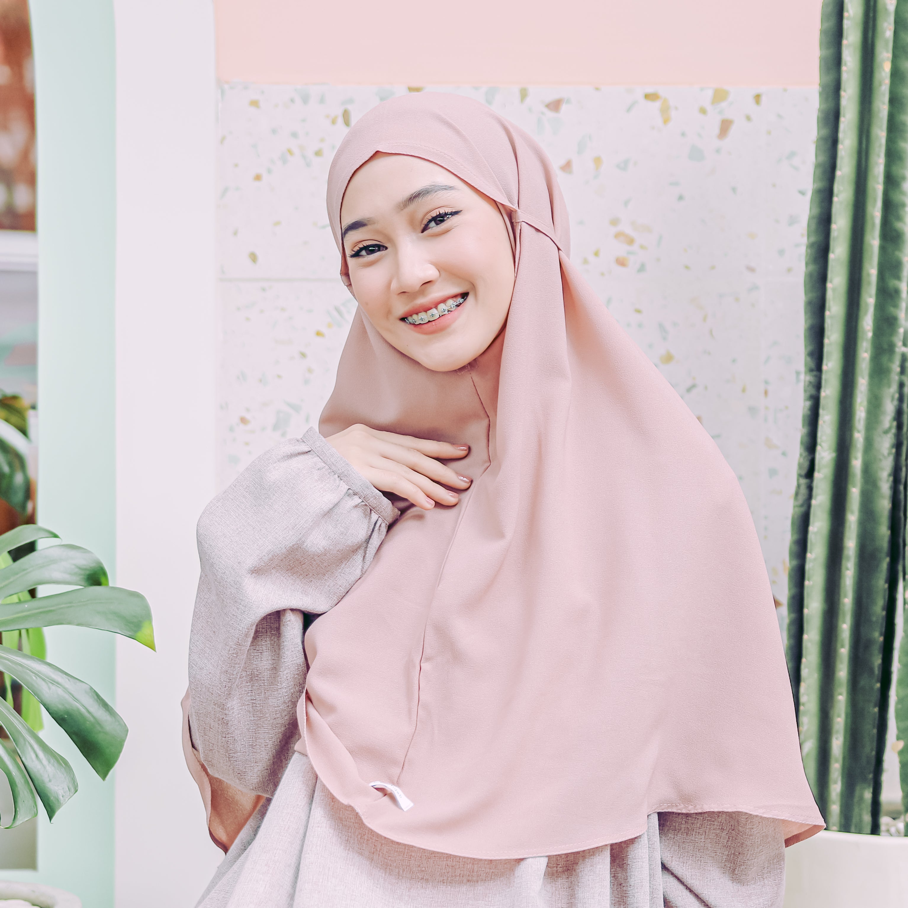 Shop Lozy Hijab Inner Shirt Nude Cream Manset