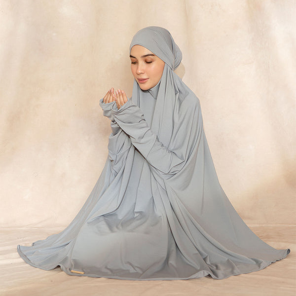 Shameera Prayer Set Series 2 in Light Grey (Lozy x Hamidah)