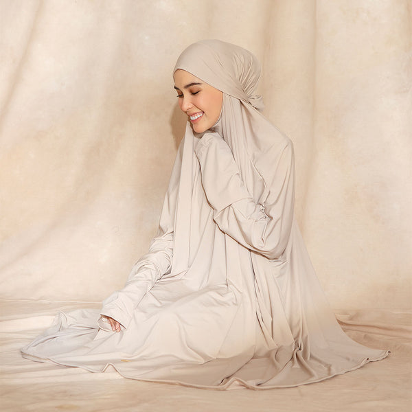 Shameera Prayer Set Series 2 in Cream Almond (Lozy x Hamidah)