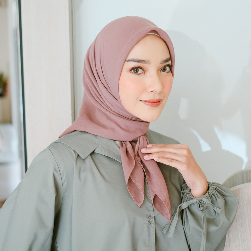 Mima Square (Hijab Segiempat Segi empat Bahan Katun)