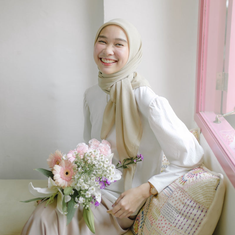 Mima Square (Hijab Segiempat Segi empat Bahan Katun)