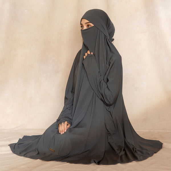 Shameera Prayer Set Series 2 in Dark Grey (Lozy x Hamidah)