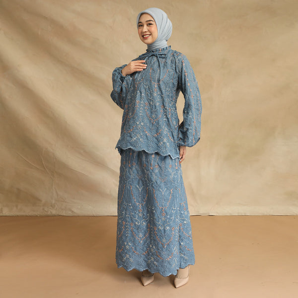 Floure Embroidery Set Steel Blue L-XL Series 7