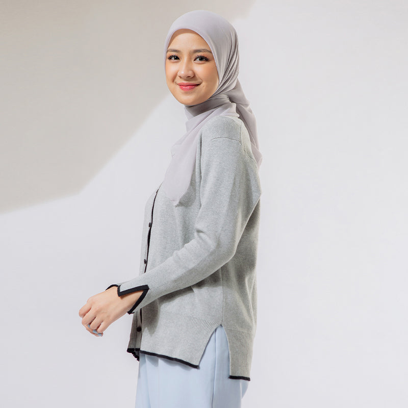 Zahira Knitwear in Dark Grey (Lozy x Nashwa)