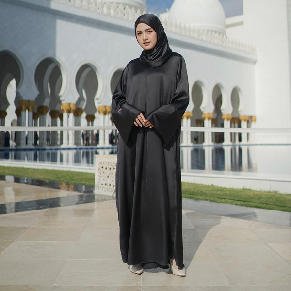 Latifa Abaya Silk Black