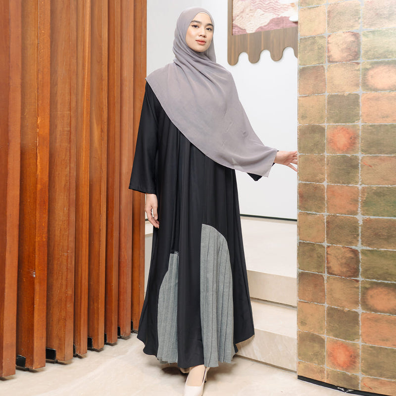 Shadeena Abaya Dress Black