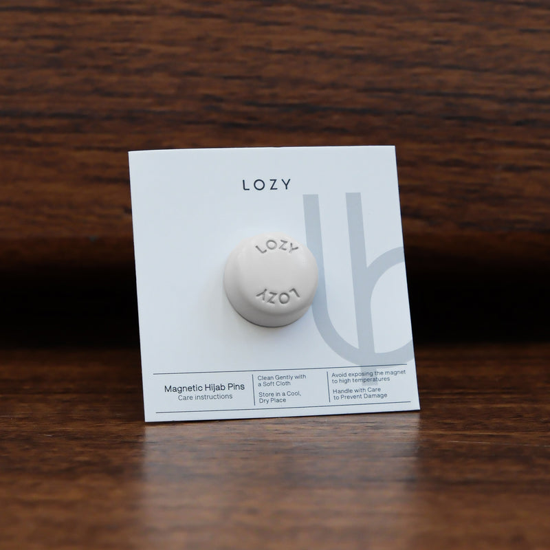 Magnet Pin Signature Circle Type Broken White Series 2