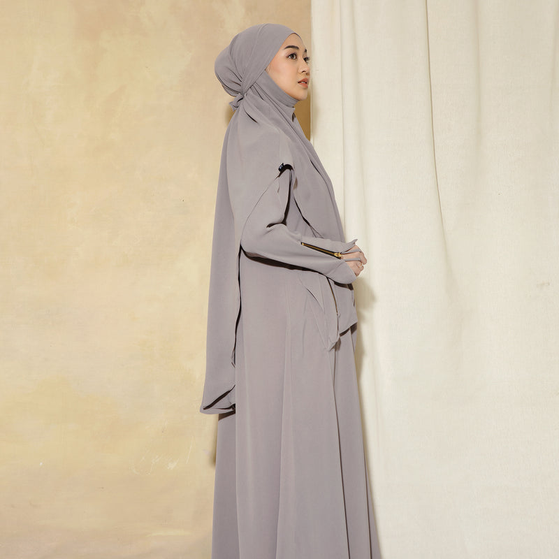 Syaza Abaya Lozy X Cut Syifa Grey Cream XL (Gamis Haji dan Umrah)