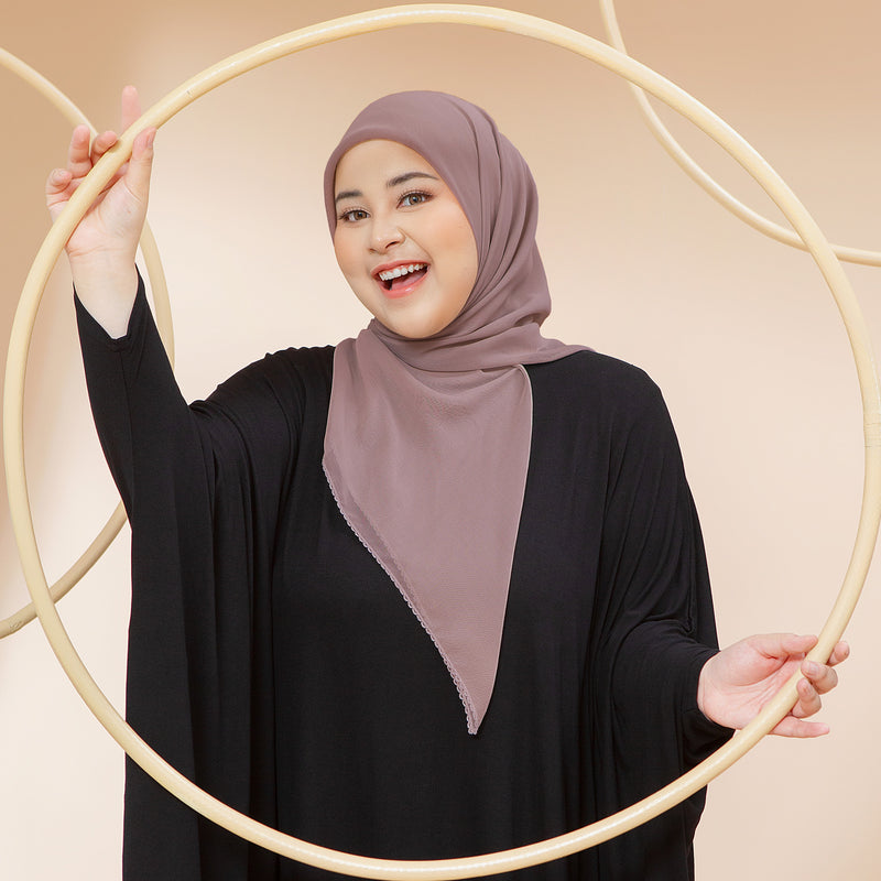 Paris Embroidery Signature Square Soft Purple (Lozy X Hamidah)