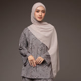 Dyna Classic Shawl Cream Almond New