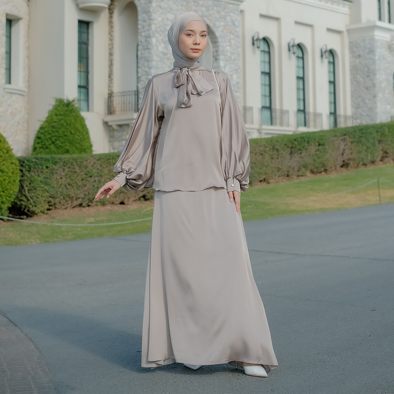 Savine Silk Set Grey