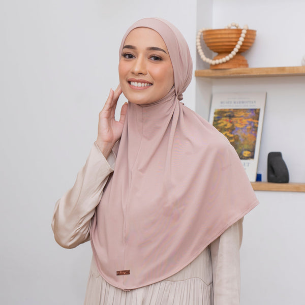 Wafa Instan (French Khimar) Soft Beige