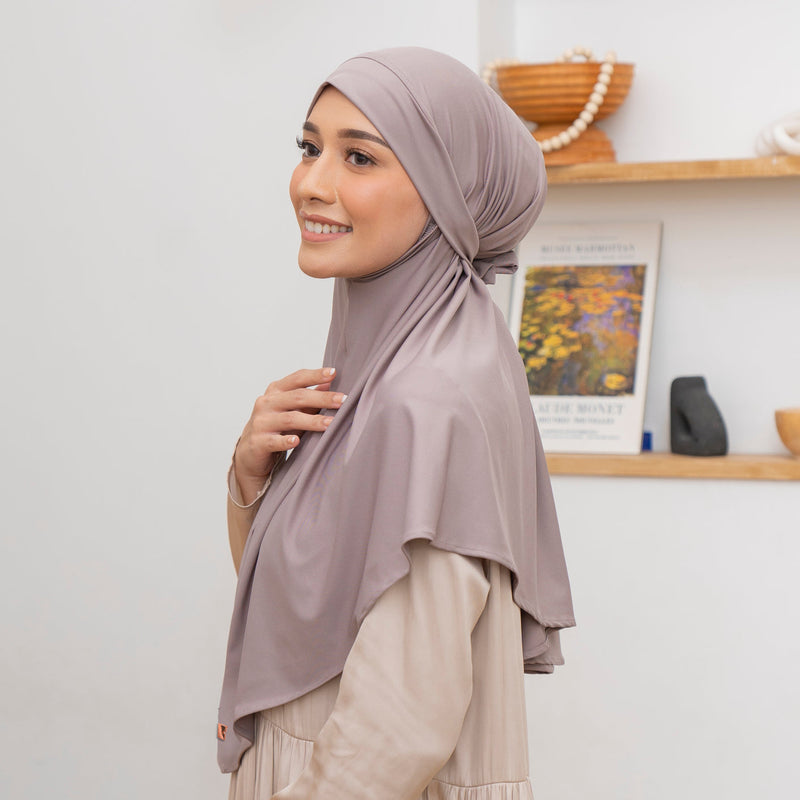 Wafa Instan (French Khimar) Grey Cream