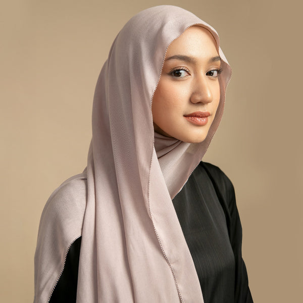 Viscose Eyelash Shawl Malt Choco