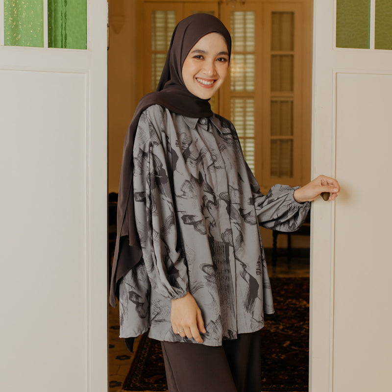 Syifa Blouse Dove Grey (Lozy x Cut Syifa)