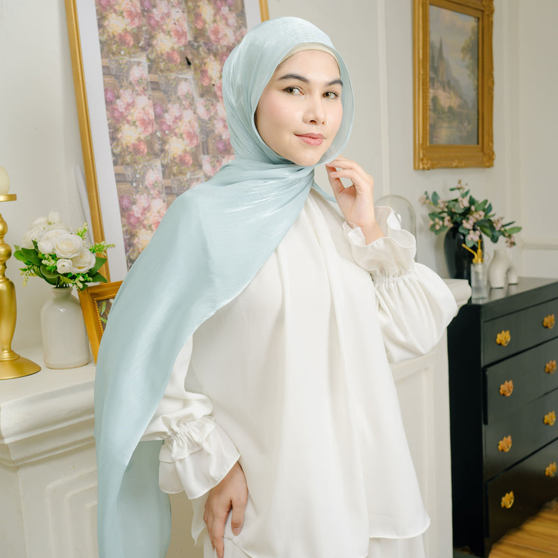 Yora Silk Shawl Sky Gray