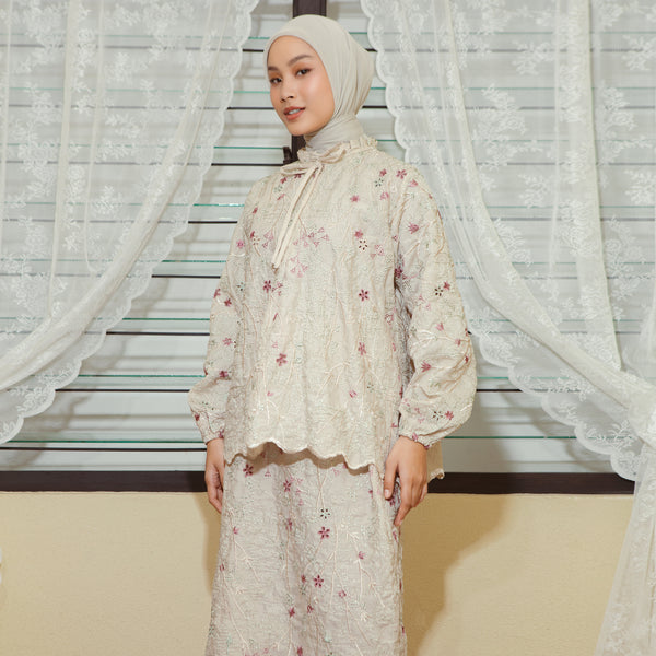 Floure Embroidery Set Almond Matcha L-XL Series 1