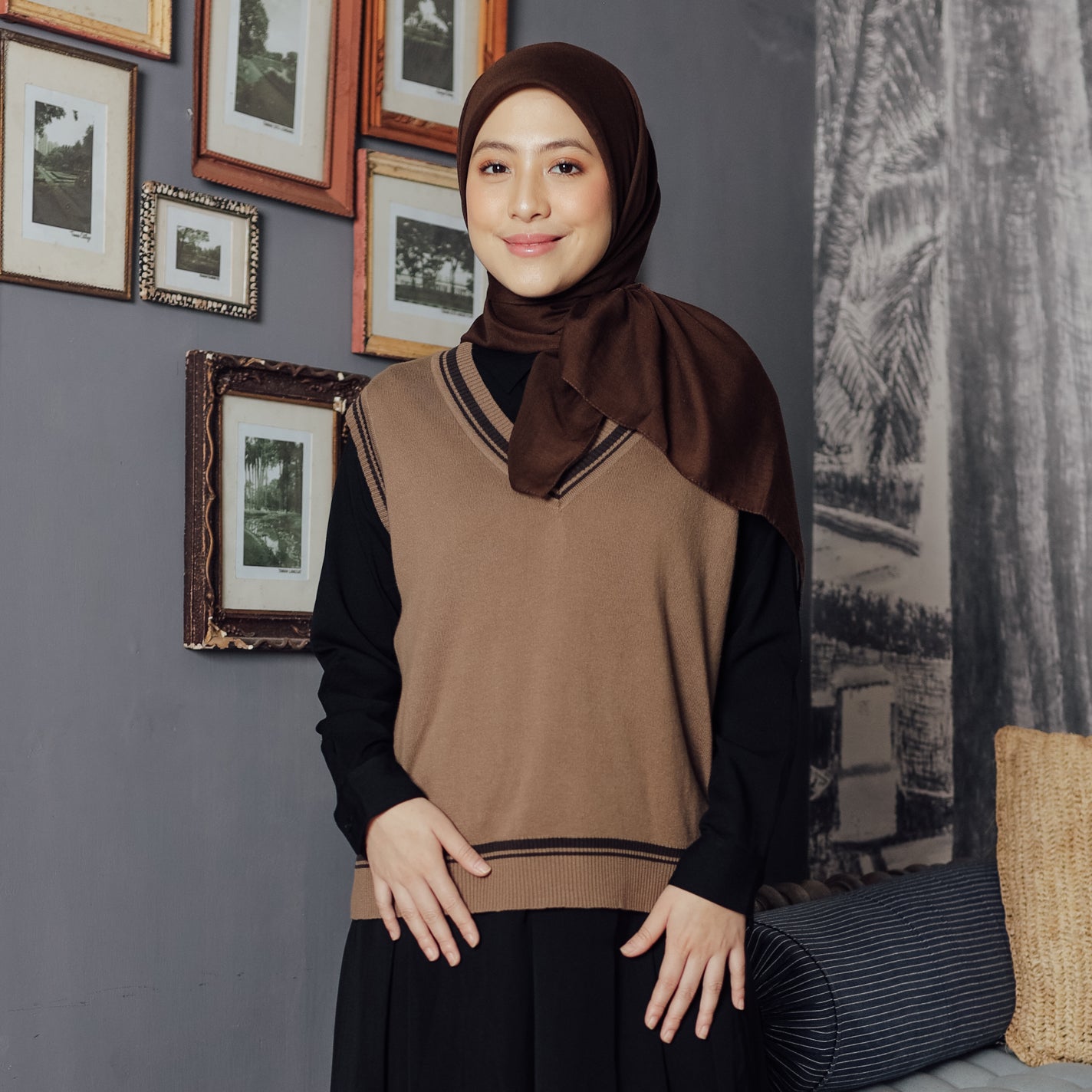 Ayya Knit Vest Hazelnut – Lozy