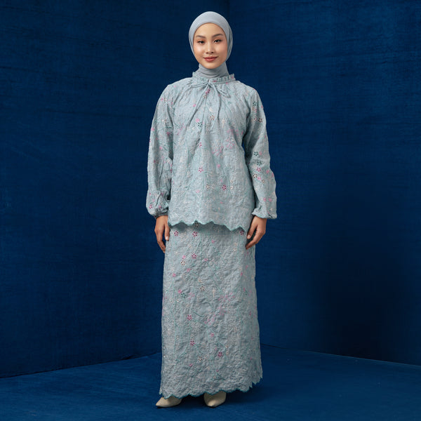 Floure Embroidery Set Sea Foam L-XL Series 1