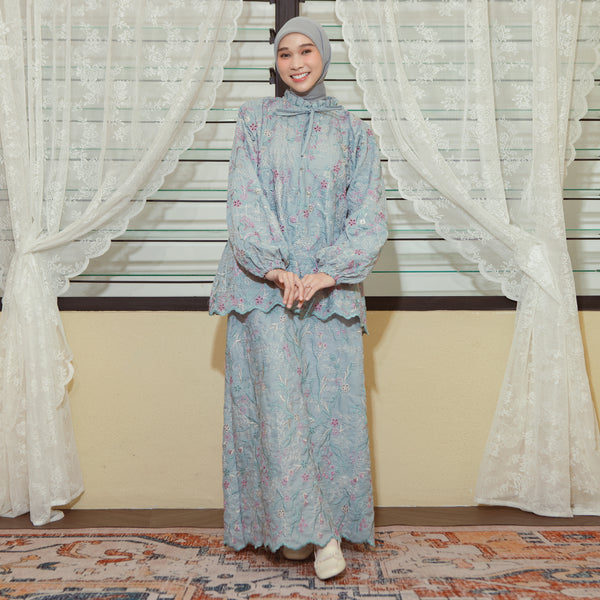 Floure Embroidery Set Sea Foam L-XL Series 2