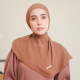 Ovel Shawl in Dark Brown (Lozy x Hamidah)