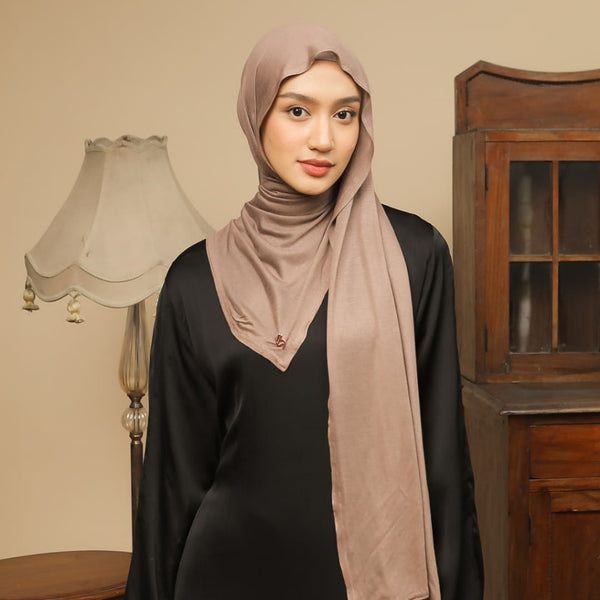 Pre Order Arabian Shawl Lozy x Lesti Hazelnut