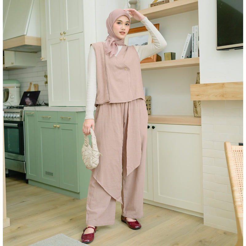 Nami Set (One Set Vest Rompi Linen)