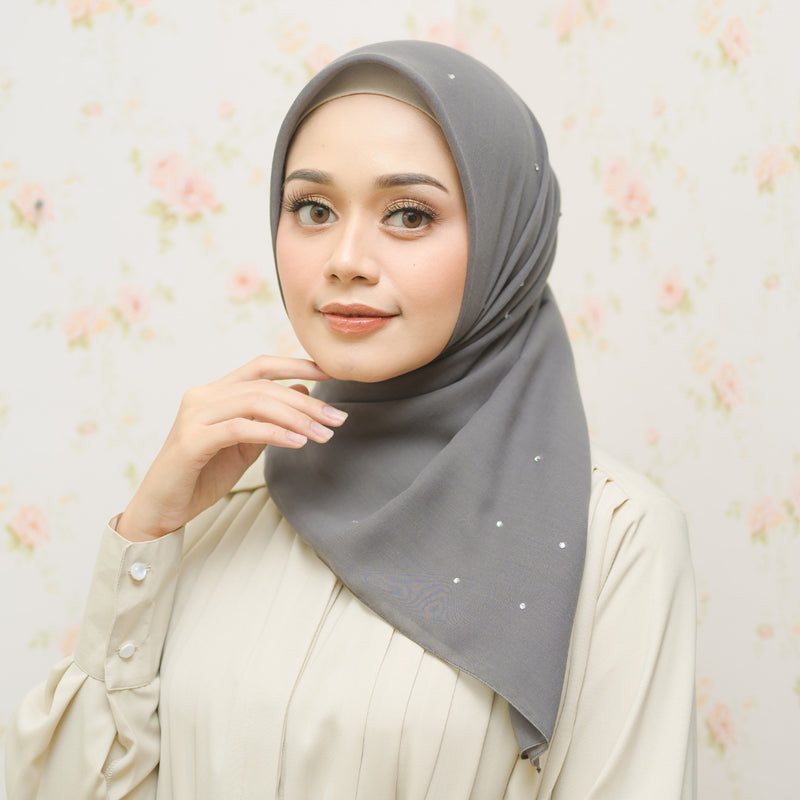 Viona Paris Swarovski (Hijab Paris Segiempat Swarovski)