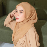 Ovel Square (Hijab Segiempat Oval Lozy x Hamidah)