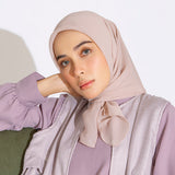 Ovel Square (Hijab Segiempat Oval Lozy x Hamidah)