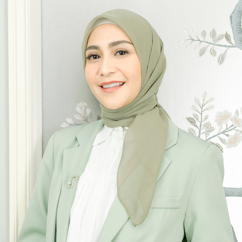 Kirana Paris Plain Japan (Hijab Segiempat Paris Japan Premium)