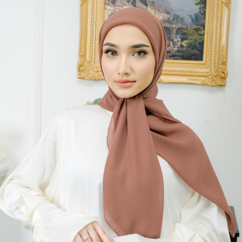 Polly Cotton ( Hijab Segiempat Polly Cotton)