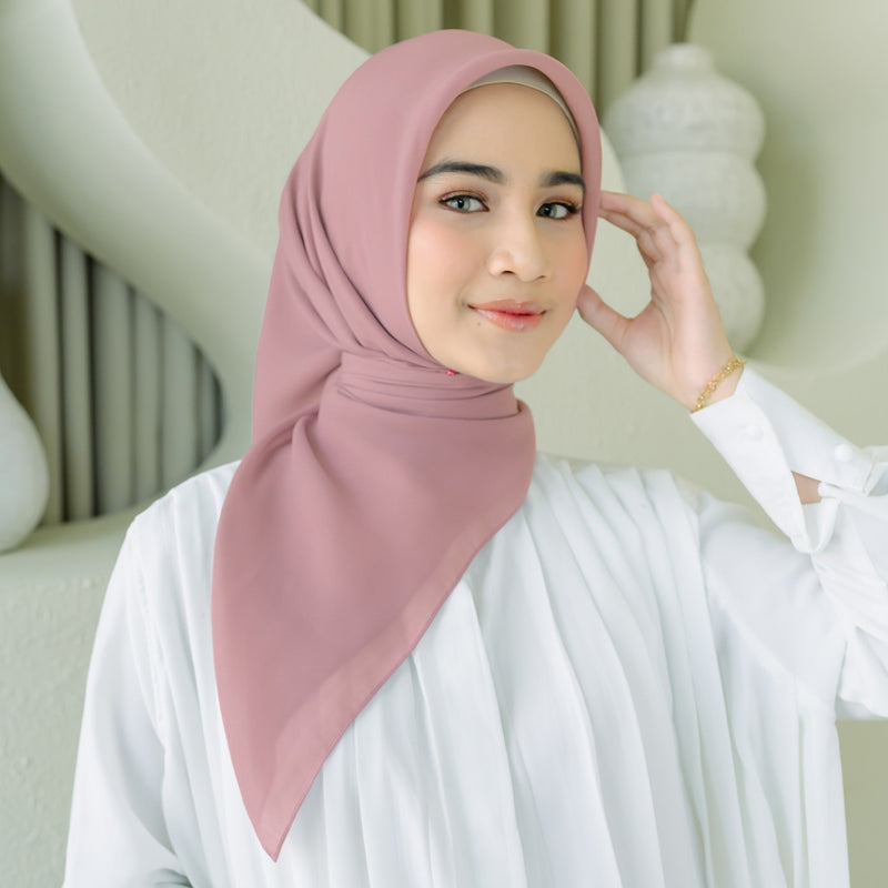 Polly Cotton (Hijab Polos Segiempat Polly Cotton)