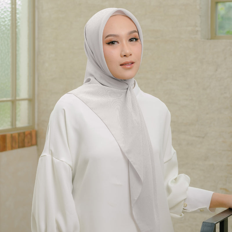 Polly Cotton ( Hijab Segiempat Polly Cotton)