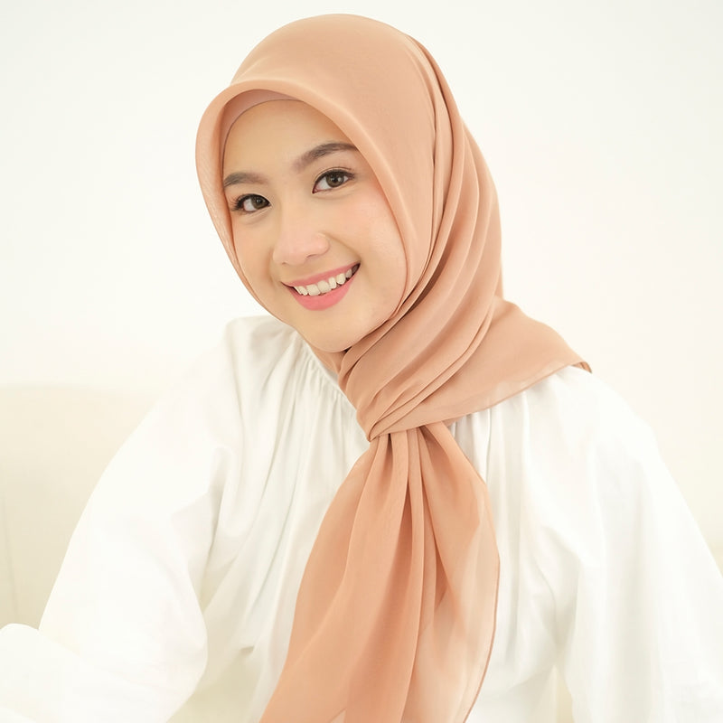 Kirana Paris Plain Japan (Hijab Segiempat Paris Japan Premium)