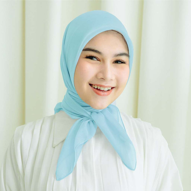 Kirana Paris Plain Japan (Hijab Segiempat Paris Japan Premium)