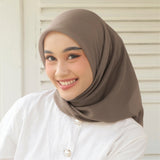 Polly Cotton ( Hijab Segiempat Polly Cotton)