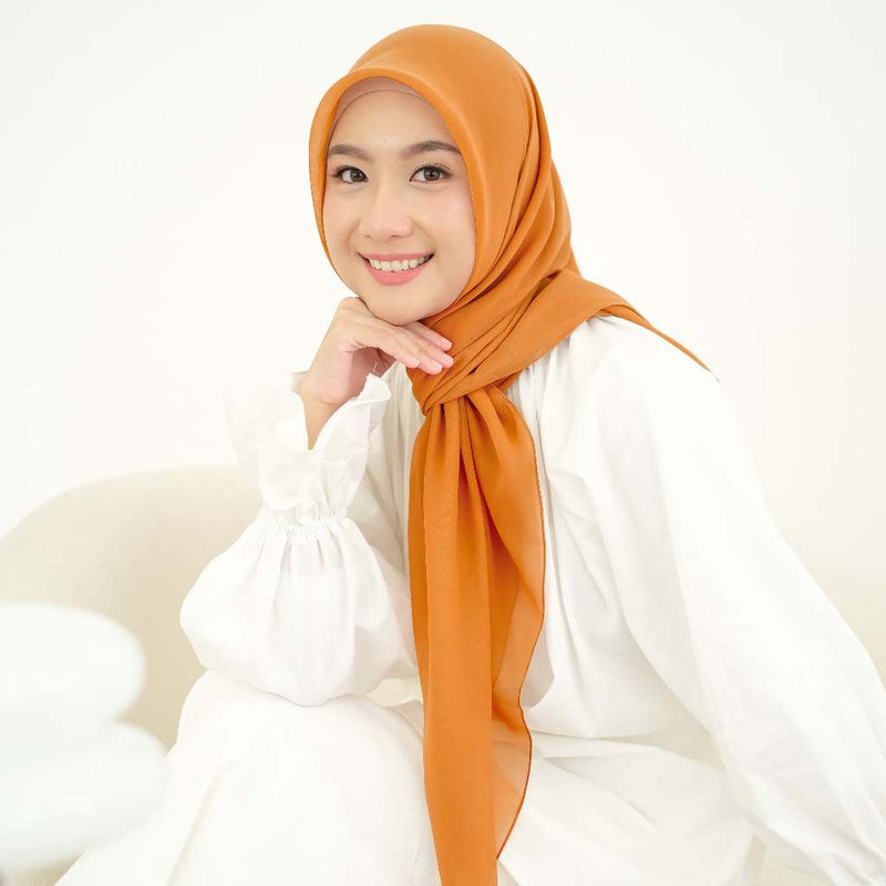 Kirana Paris Plain Japan (Hijab Segiempat Paris Japan Premium)