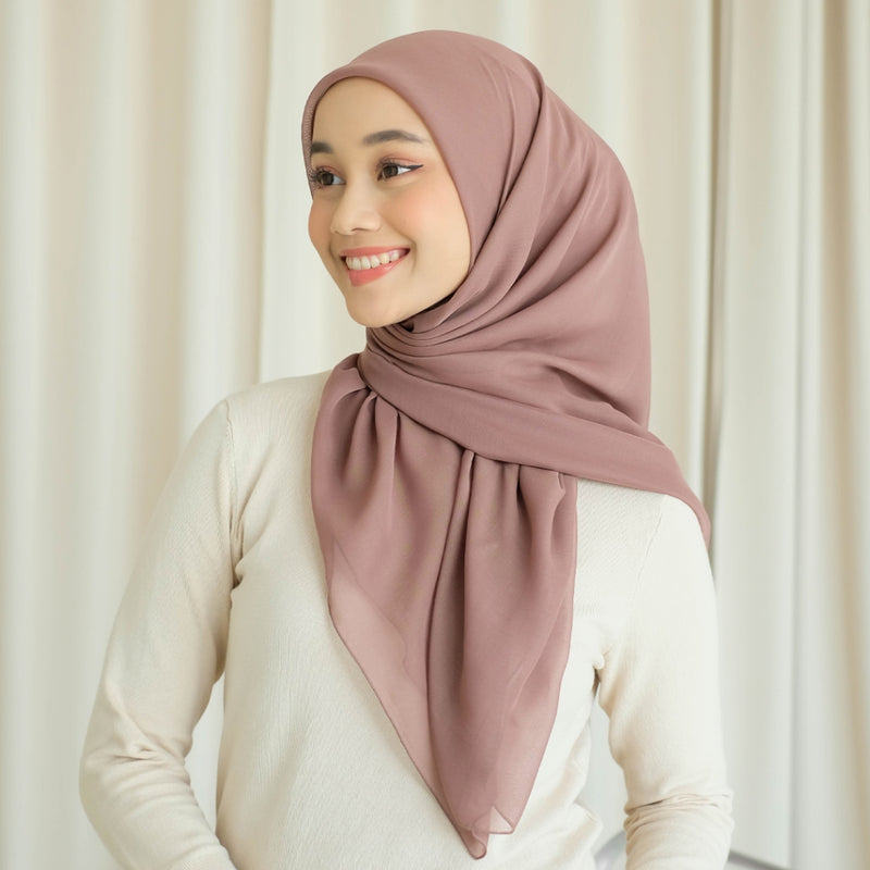 Kirana Paris Plain Japan (Hijab Segiempat Paris Japan Premium)