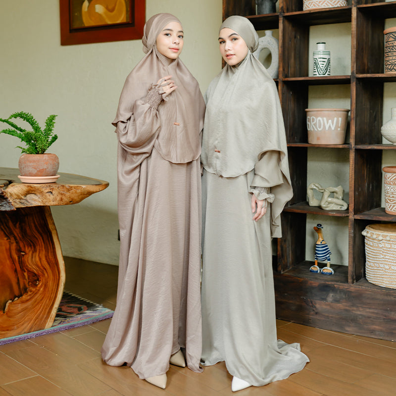 Hanida Abaya Set (One Set Abaya Umroh Haji Gamis Set Kerudung Syari)