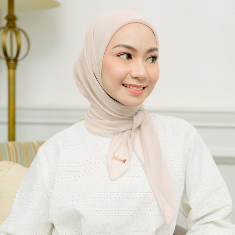 Kirana Paris Plain Japan (Hijab Segiempat Paris Japan Premium)