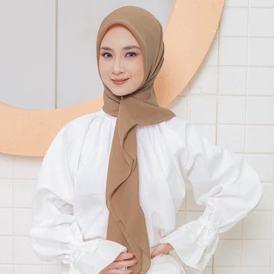 Polly Cotton ( Hijab Segiempat Polly Cotton)