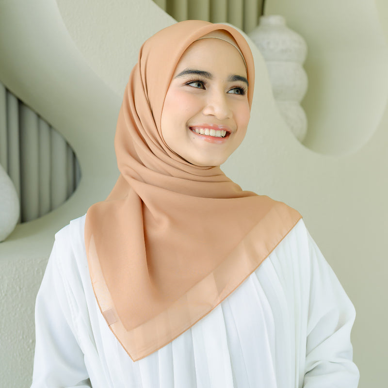 Polly Cotton (Hijab Polos Segiempat Polly Cotton)