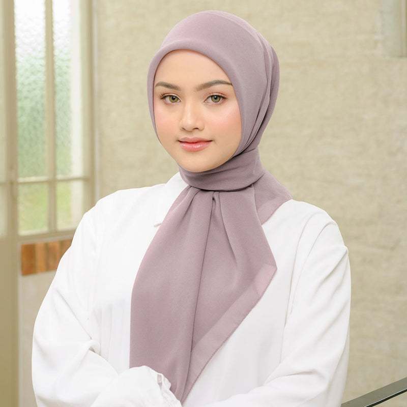 Polly Cotton ( Hijab Segiempat Polly Cotton)