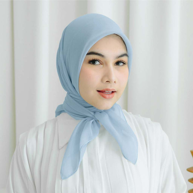 Kirana Paris Plain Japan (Hijab Segiempat Paris Japan Premium)