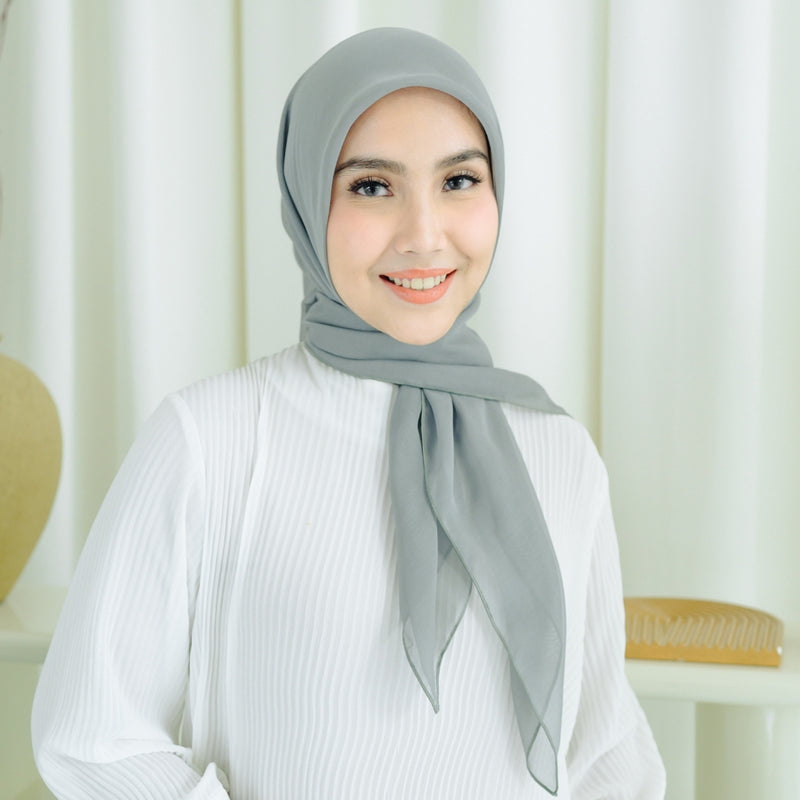 Kirana Paris Plain Japan (Hijab Segiempat Paris Japan Premium)