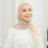 Kirana Paris Plain Japan (Hijab Segiempat Paris Japan Premium)