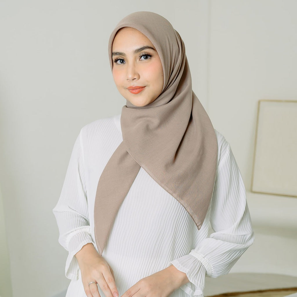 Mima Square ( Hijab Segiempat Katun )