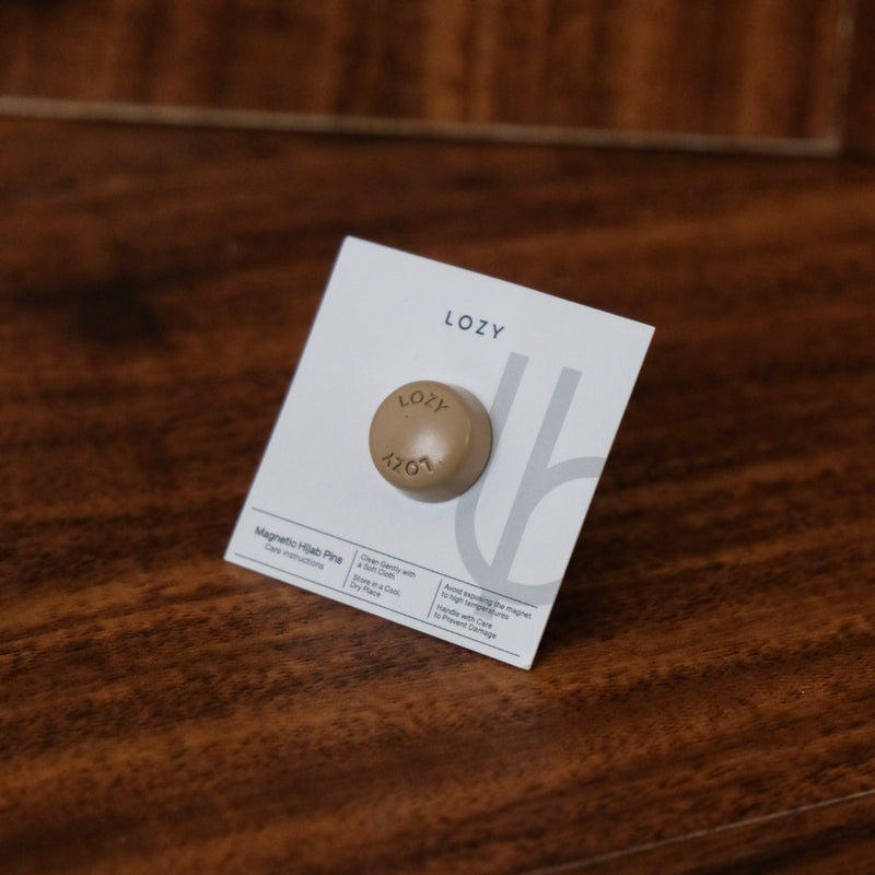 Magnet Pin Signature Circle Type Tan Series 2