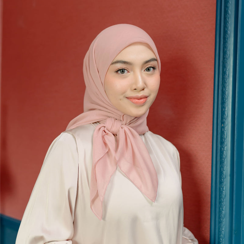 Kirana Paris Plain Japan (Hijab Segiempat Paris Japan Premium)